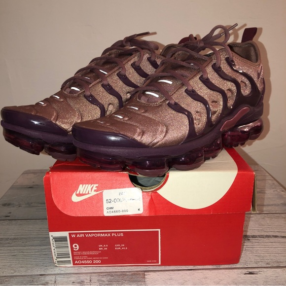 ❌SOLD❌Nike women’s air vapor max plus (rare find) - Picture 15 of 15